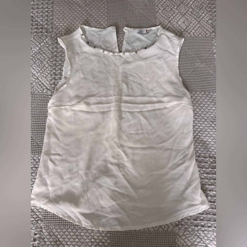 White Sleeveless Beaded Neckline Top